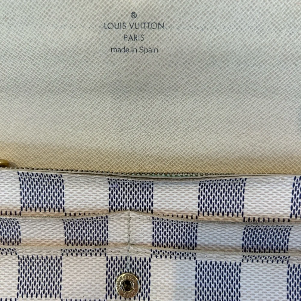 Louis Vuitton Damier Azur Sarah Wallet - Picture 7 of 13
